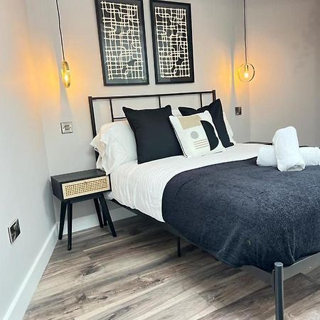 Central Belfast Modern Apartment Great Location Free Parking Экстерьер фото