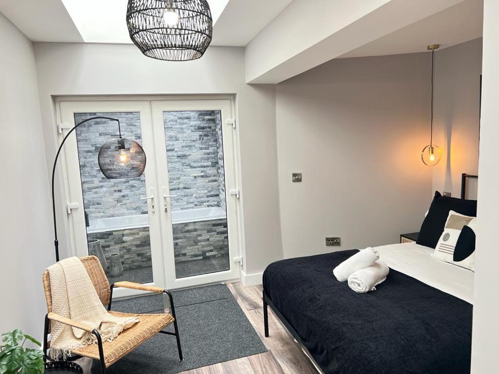 Central Belfast Modern Apartment Great Location Free Parking Экстерьер фото